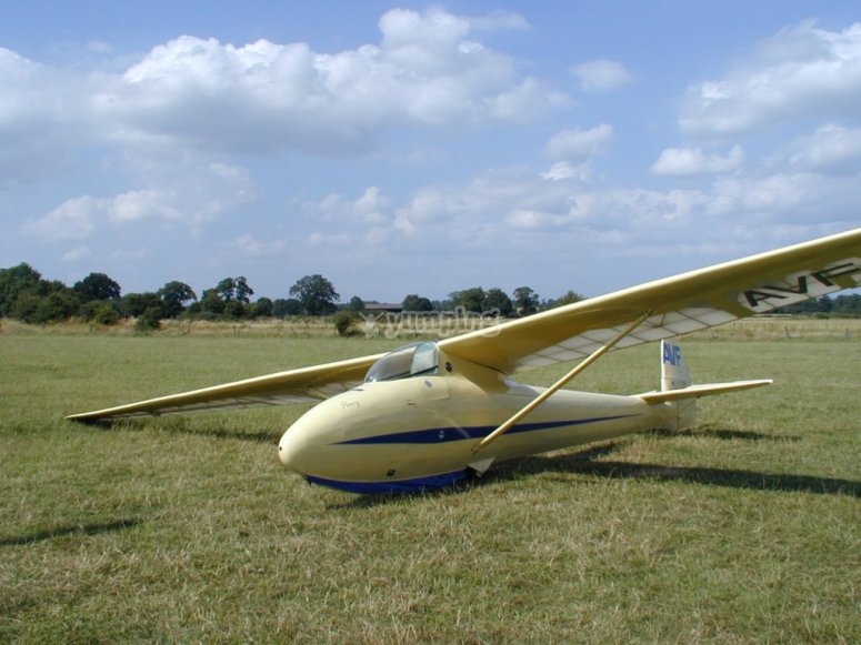 Staffordshire Gliding Club, prices and bookings 2024